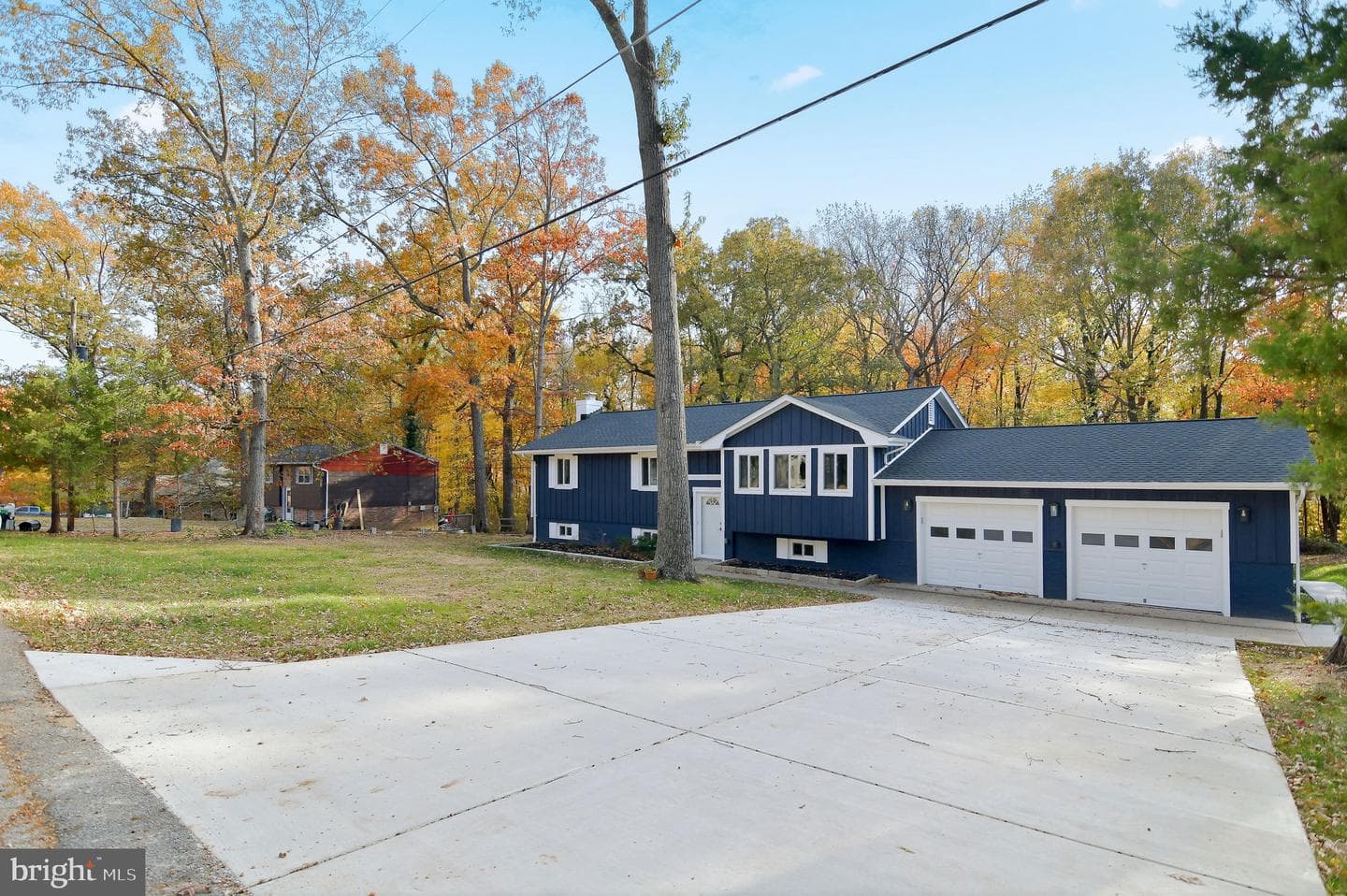 2016 Spring Grove Drive photo 2