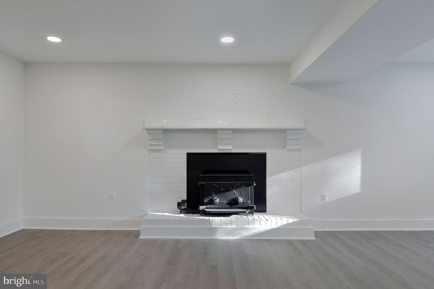 2016 Spring Grove Drive photo 21
