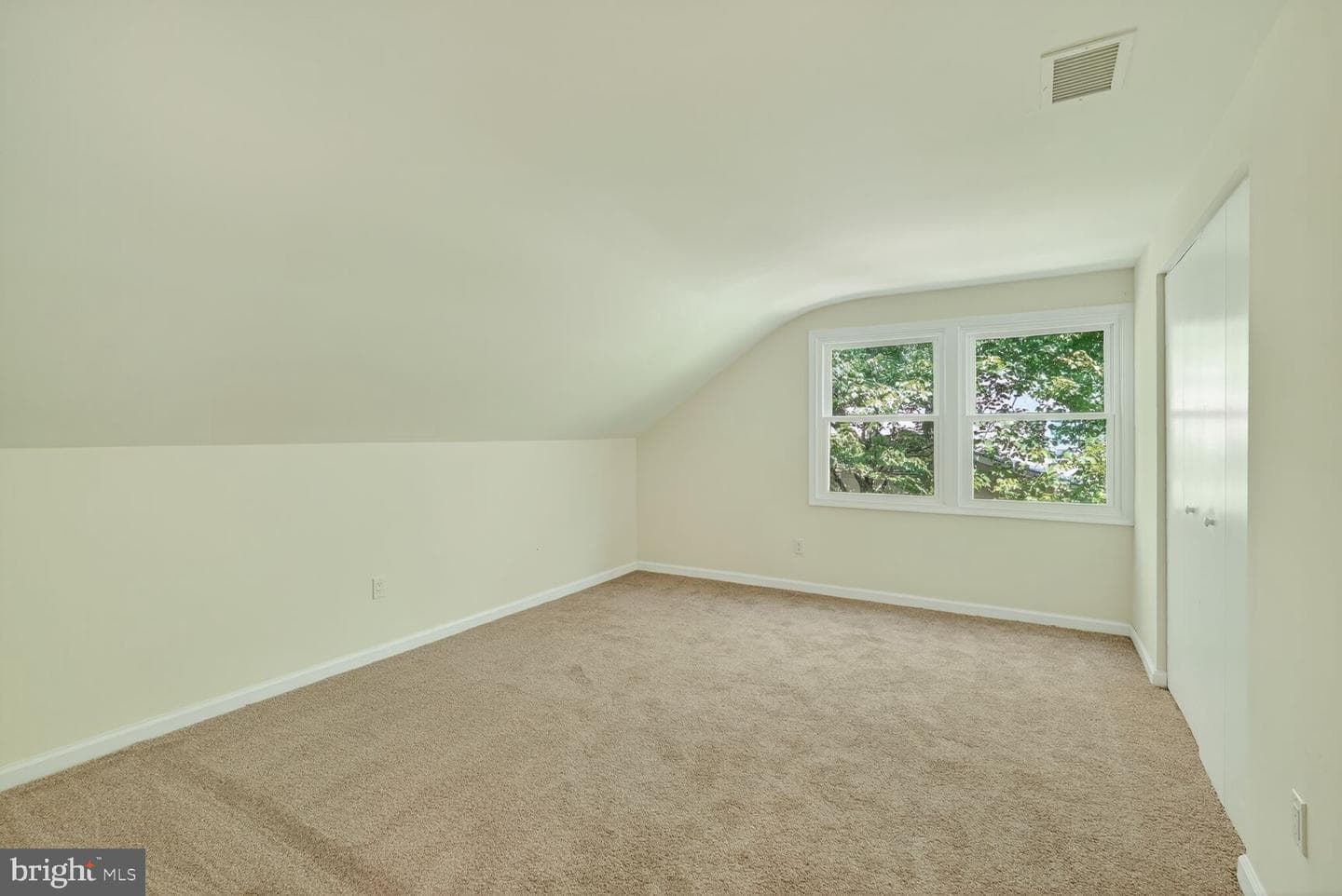 12201 Mount Pleasant Drive photo 18