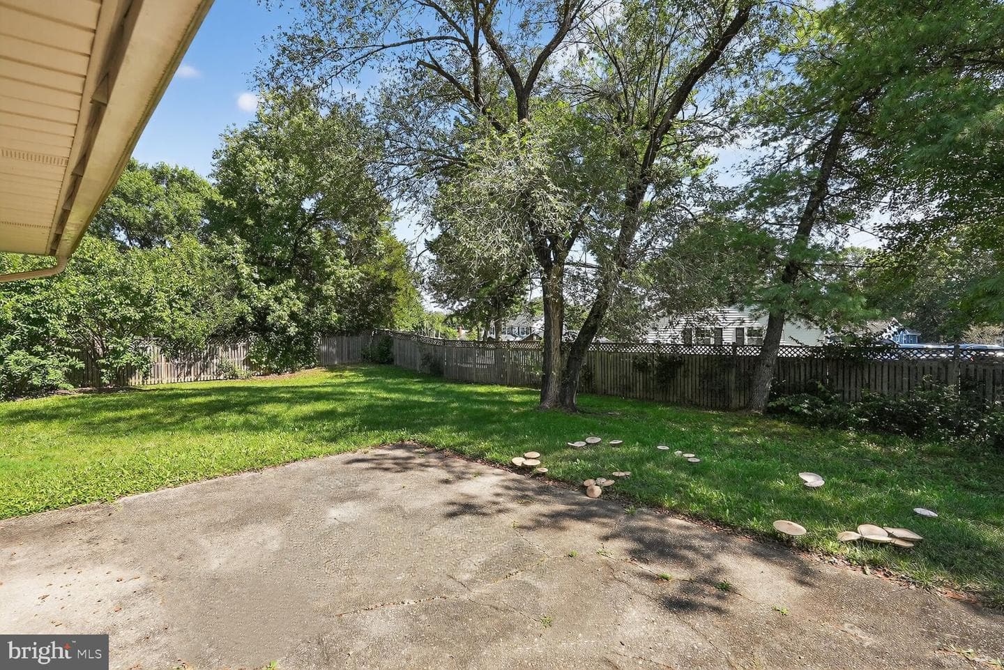 12201 Mount Pleasant Drive photo 9