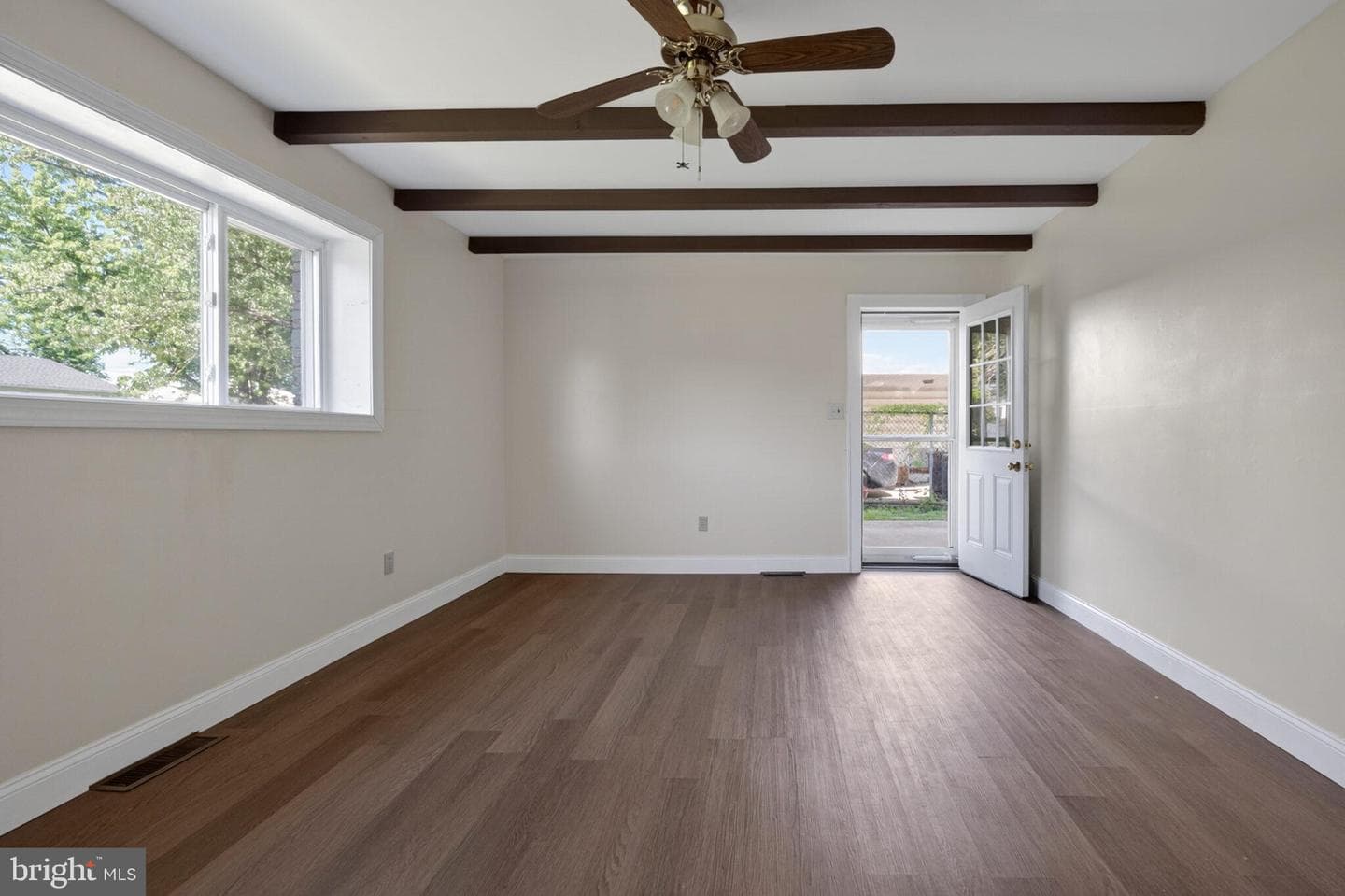 7507 Dover Lane photo 18