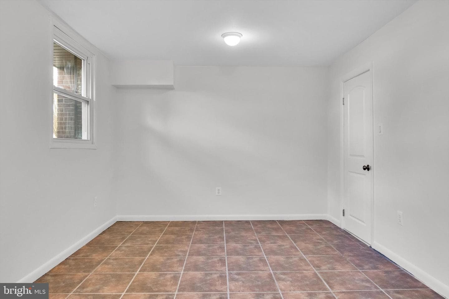 4224 Kinmount Road photo 37