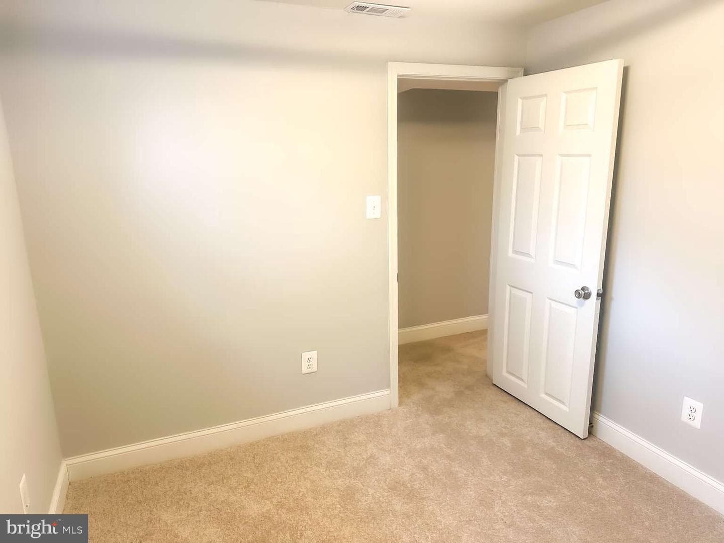 7107 Loch Raven Road photo 24