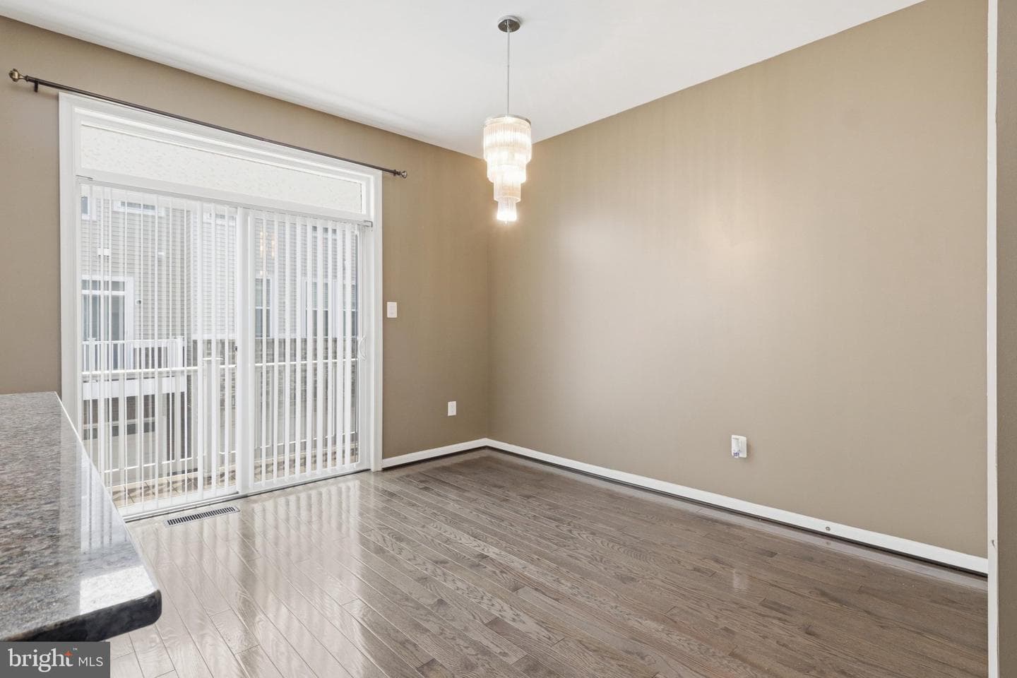 9519 Weshurst Lane photo 11
