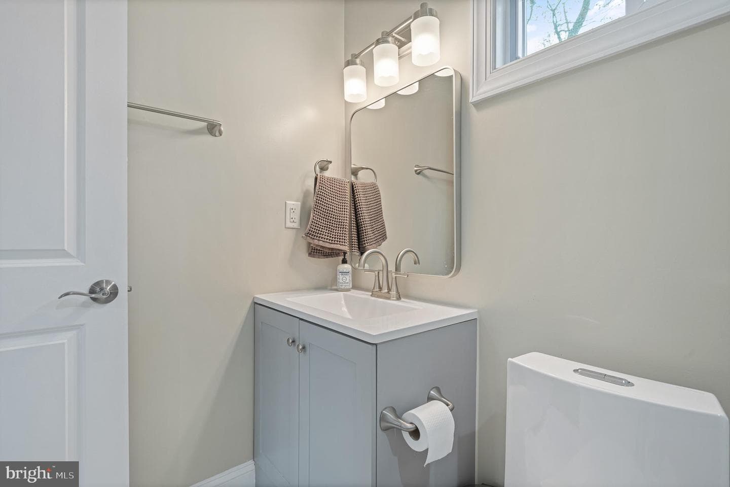 9217 Fowler Lane photo 23