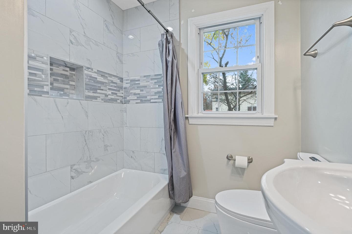 9217 Fowler Lane photo 35