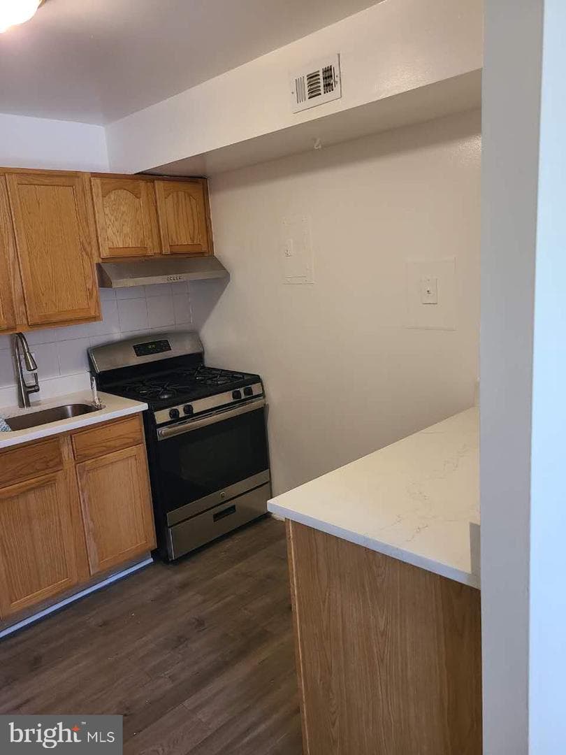 8685 Greenbelt Road #102 photo 5