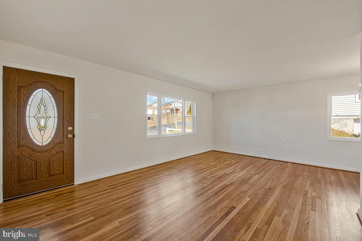 4803 Stockton Lane photo 7