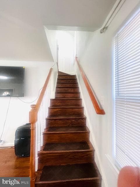 7020 Taylor Terrace photo 13