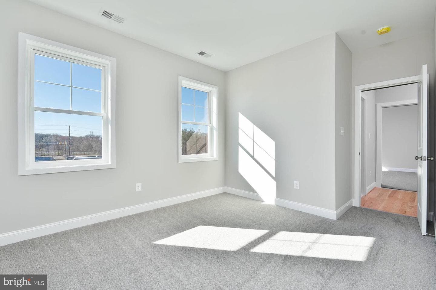 5805 Beecher Street photo 22