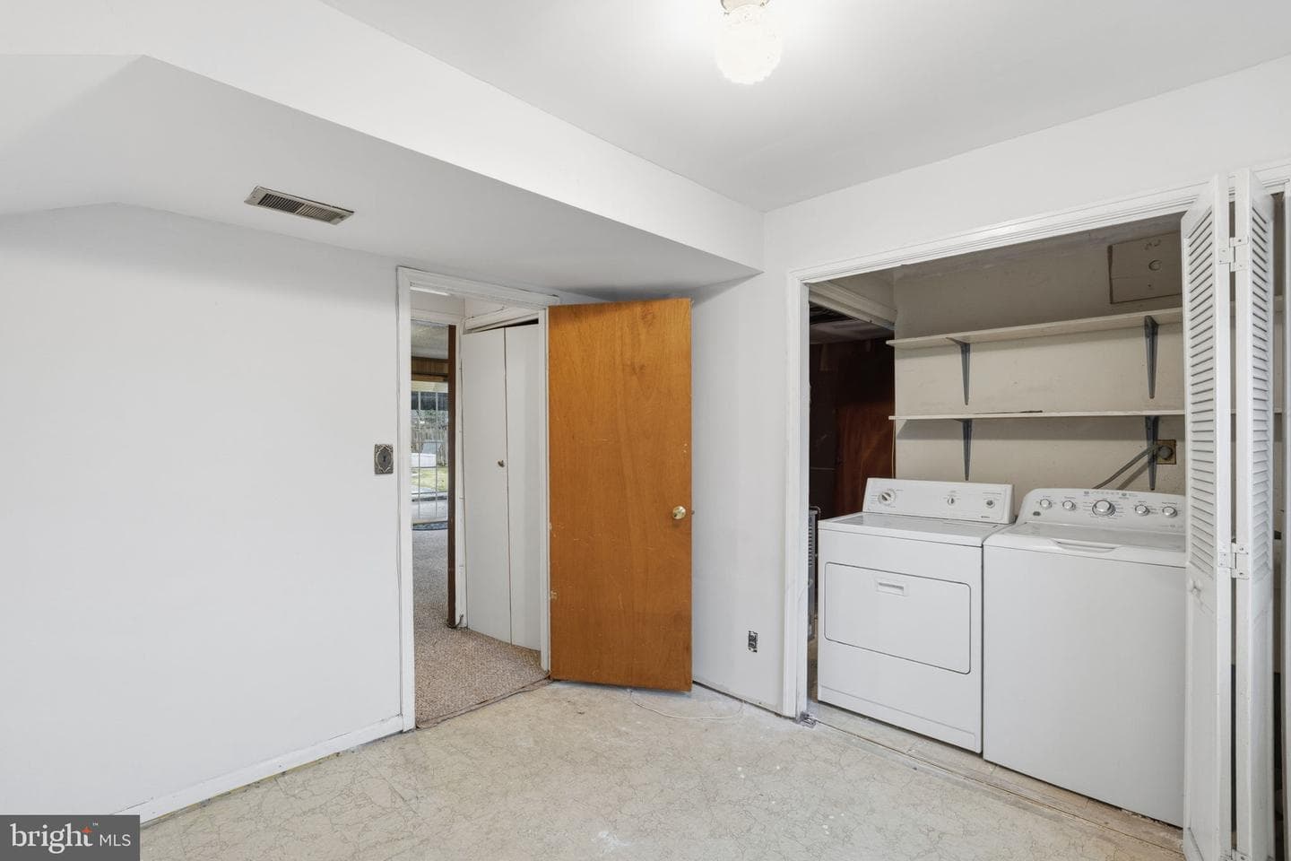 12101 Hunterton Street photo 21