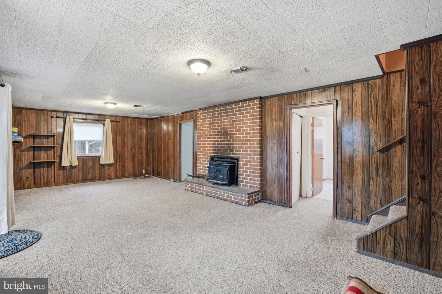 12101 Hunterton Street photo 23