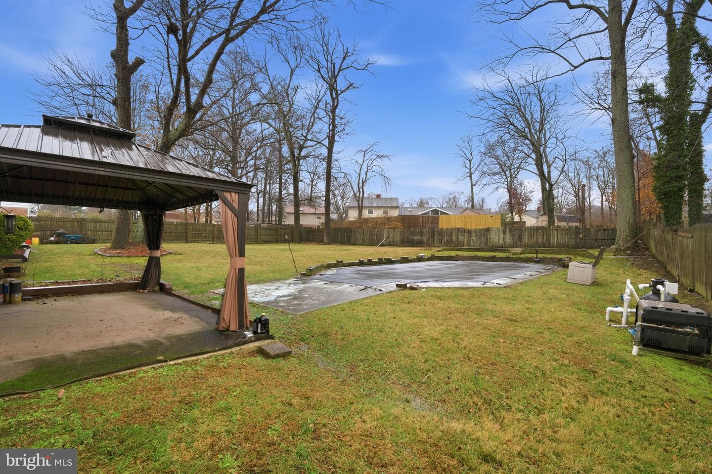 12101 Hunterton Street photo 31