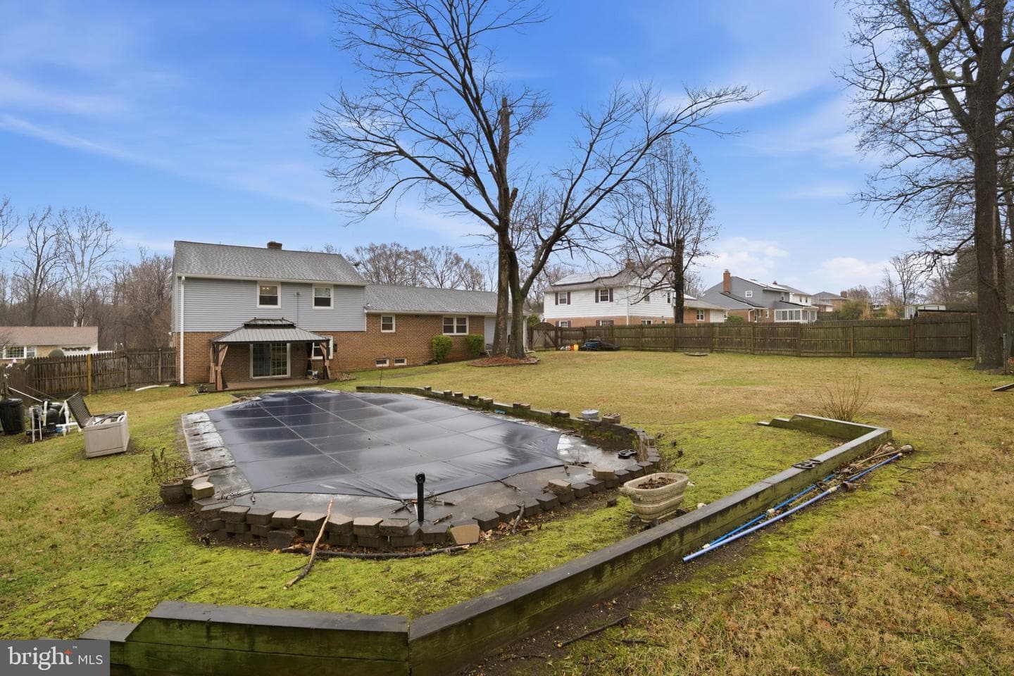 12101 Hunterton Street photo 33