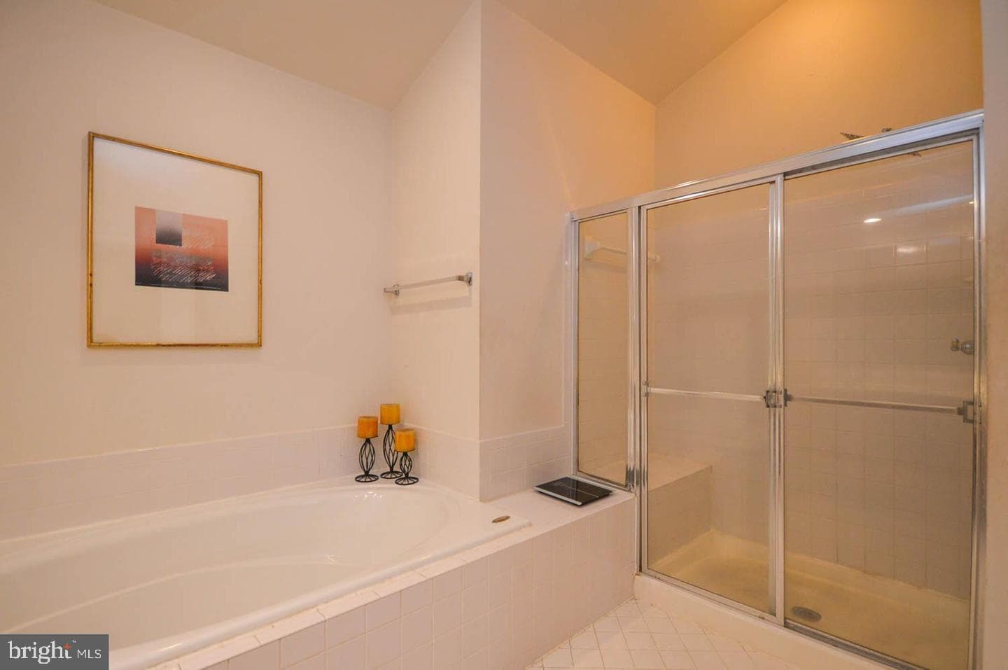 2040 Woodshade Court photo 7