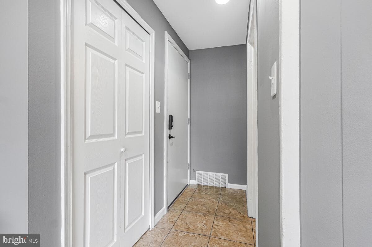 561 Wilson Bridge Drive #b1 photo 6