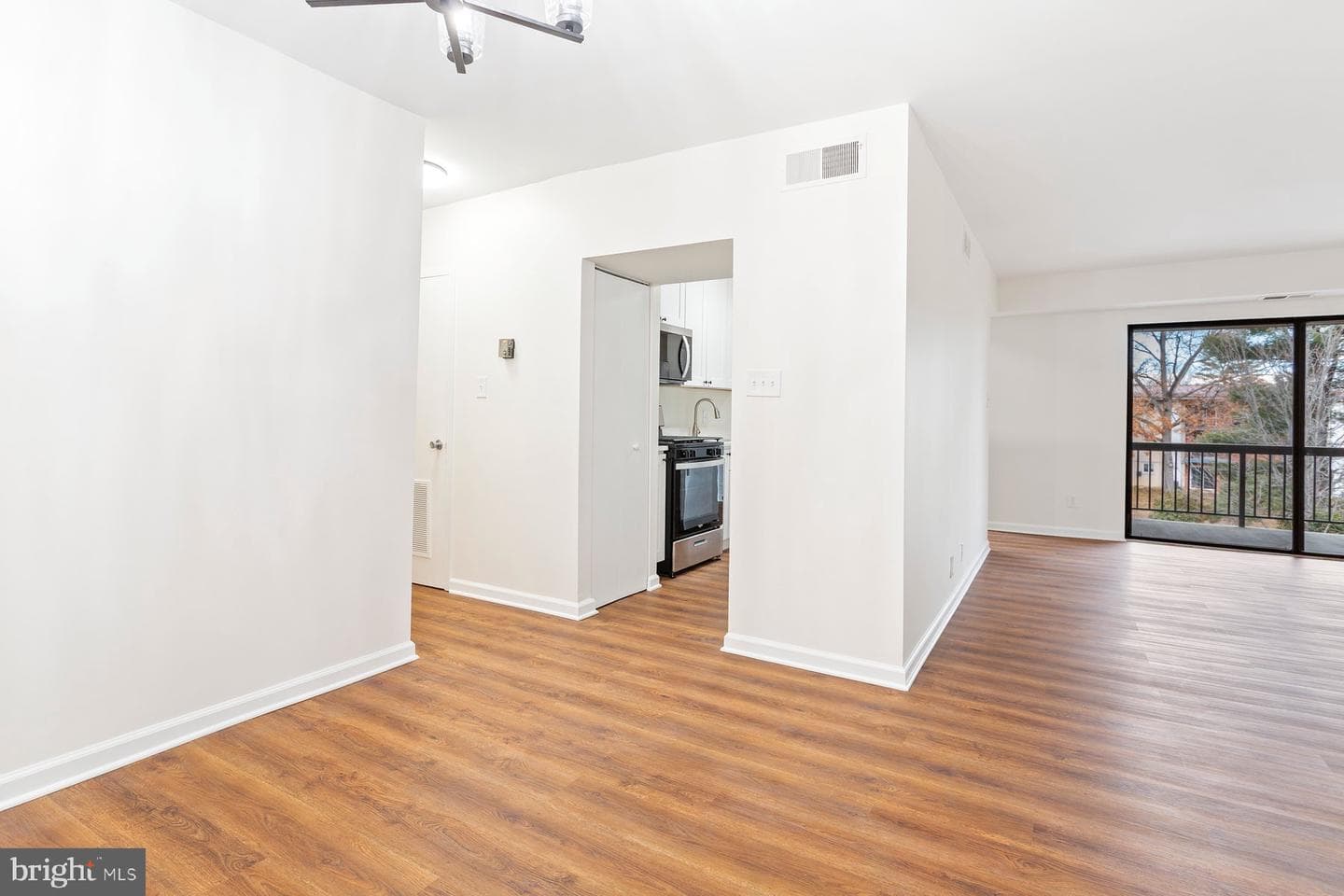 11234 Cherry Hill Road #304 photo 13