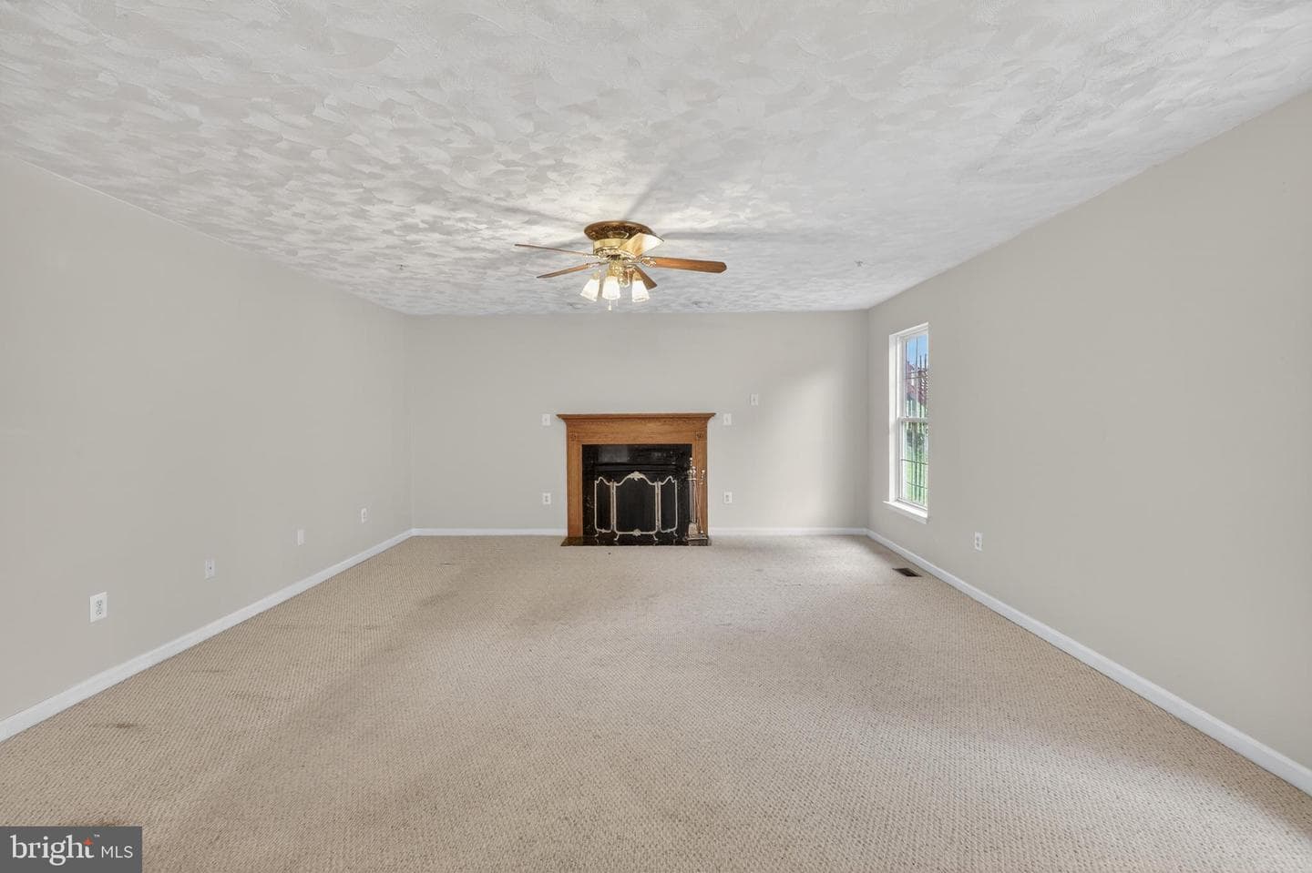 8508 Hillview Road photo 8
