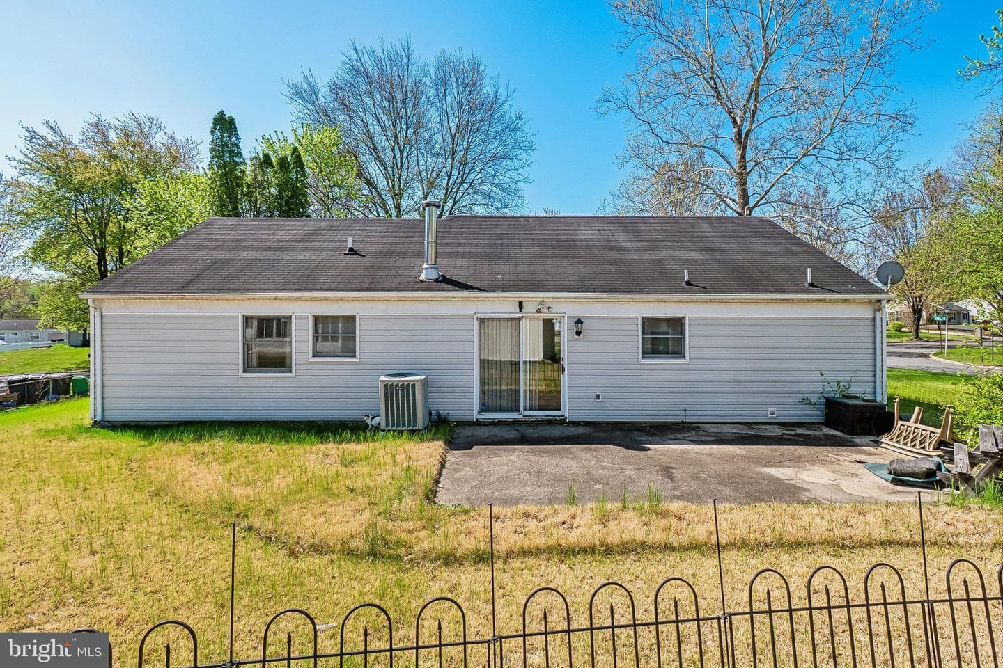 9900 New Orchard Drive photo 23