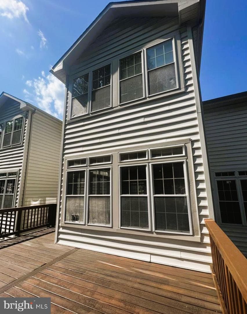 2009 Woodshade Court photo 17
