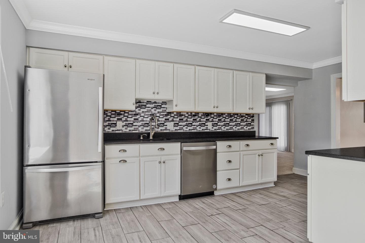 223 Manning Road E photo 10
