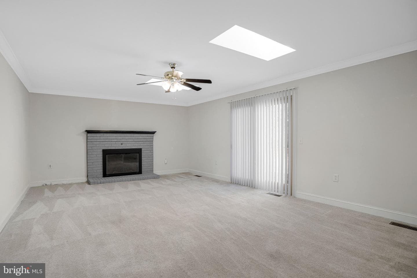 223 Manning Road E photo 18