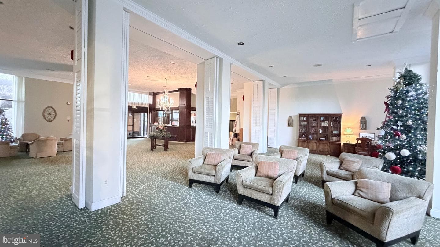6100 Westchester Park Drive #609 photo 23
