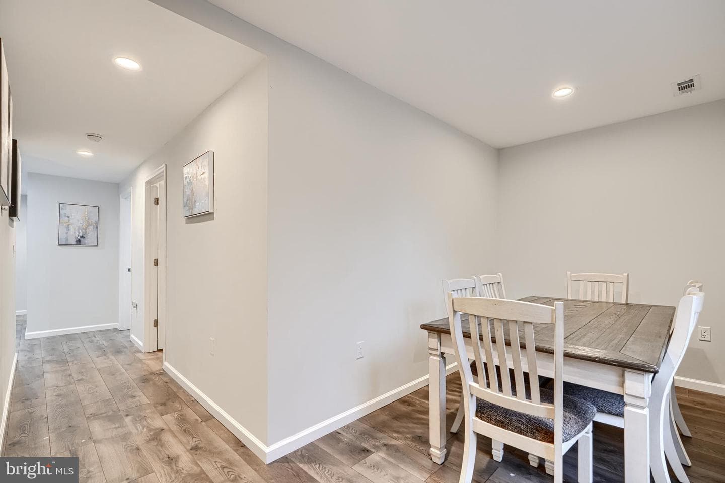 17 Tunic Avenue photo 10