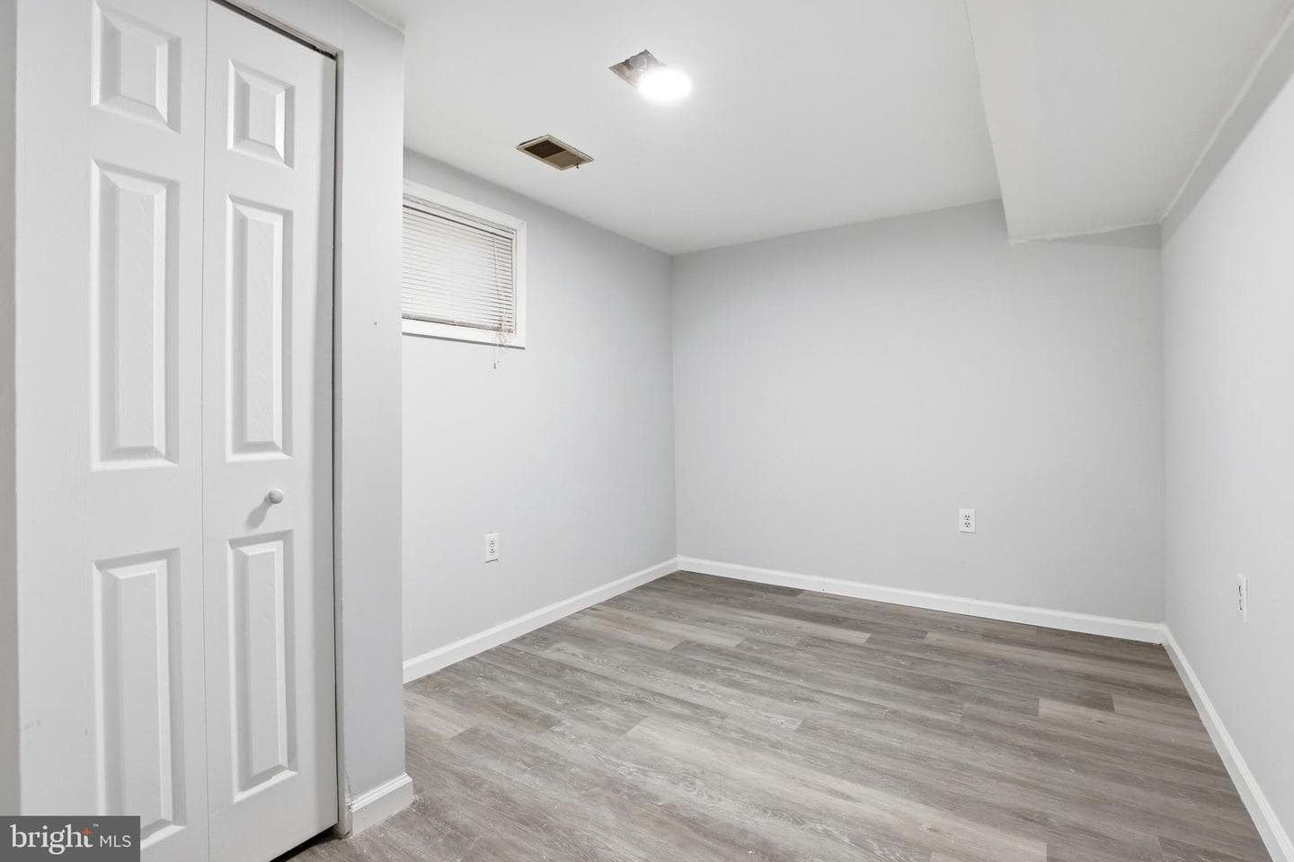 10000 Carnot Drive photo 37