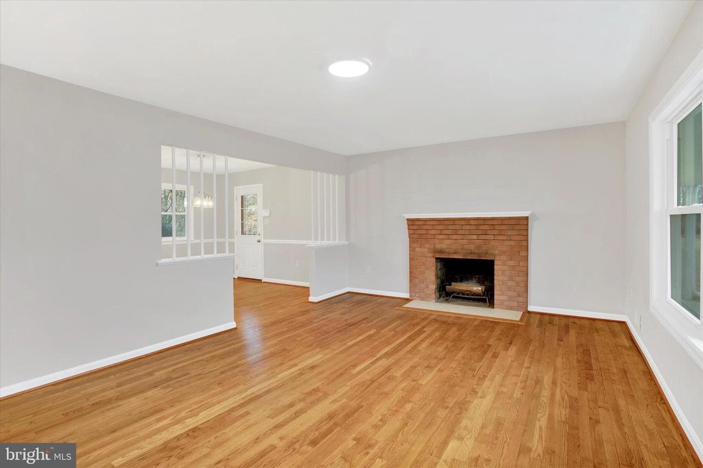 6413 White Oak Ave photo 5