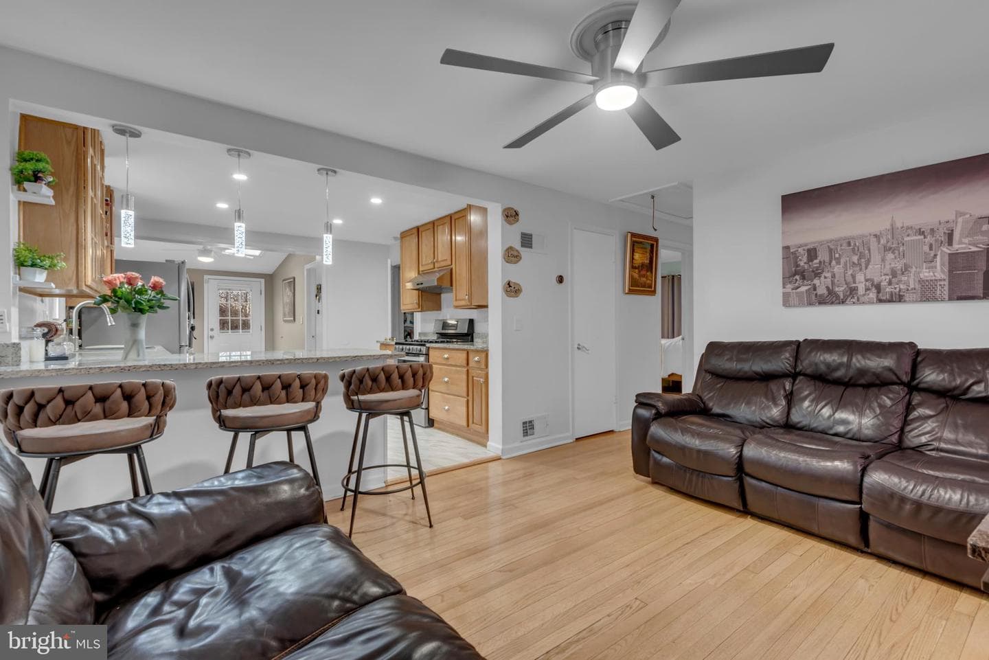 9707 53rd Avenue photo 5