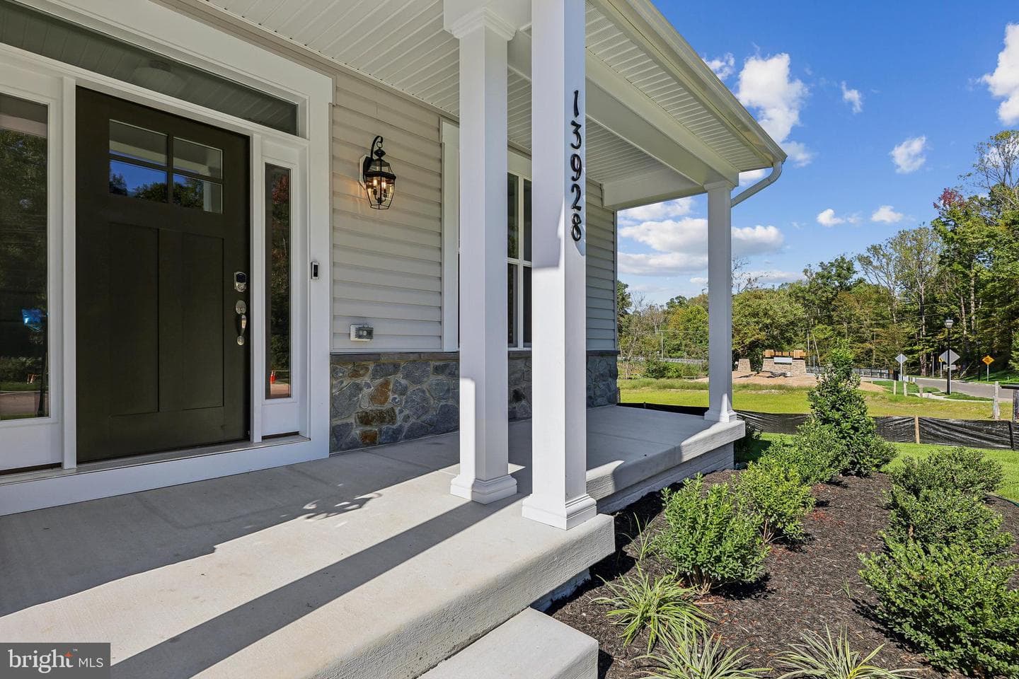 13928 Pecan Ridge Way photo 2