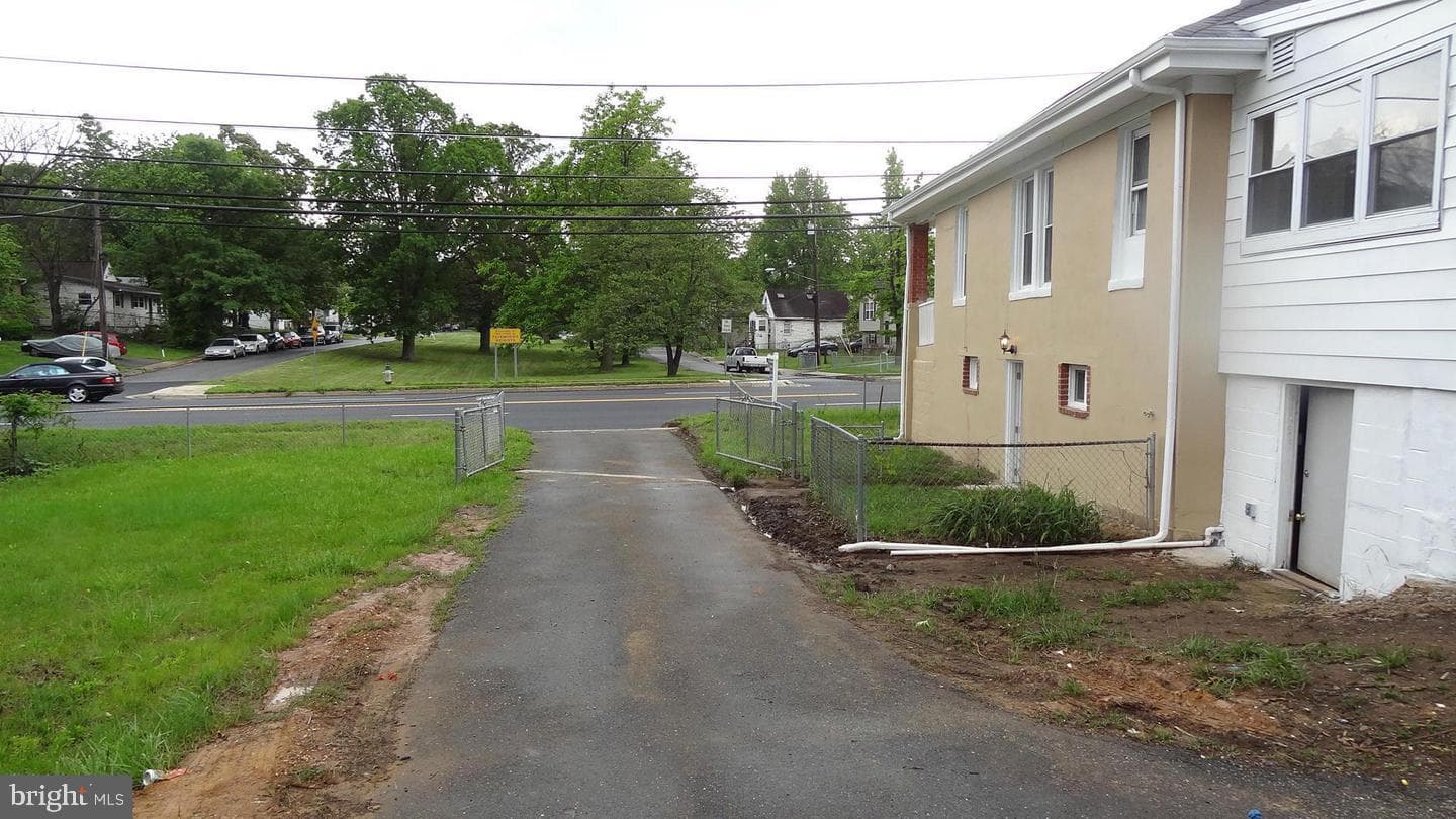 5516 Sheriff Road photo 3