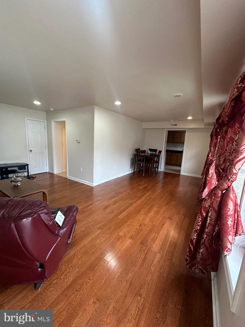6621 Stockton Lane photo 14