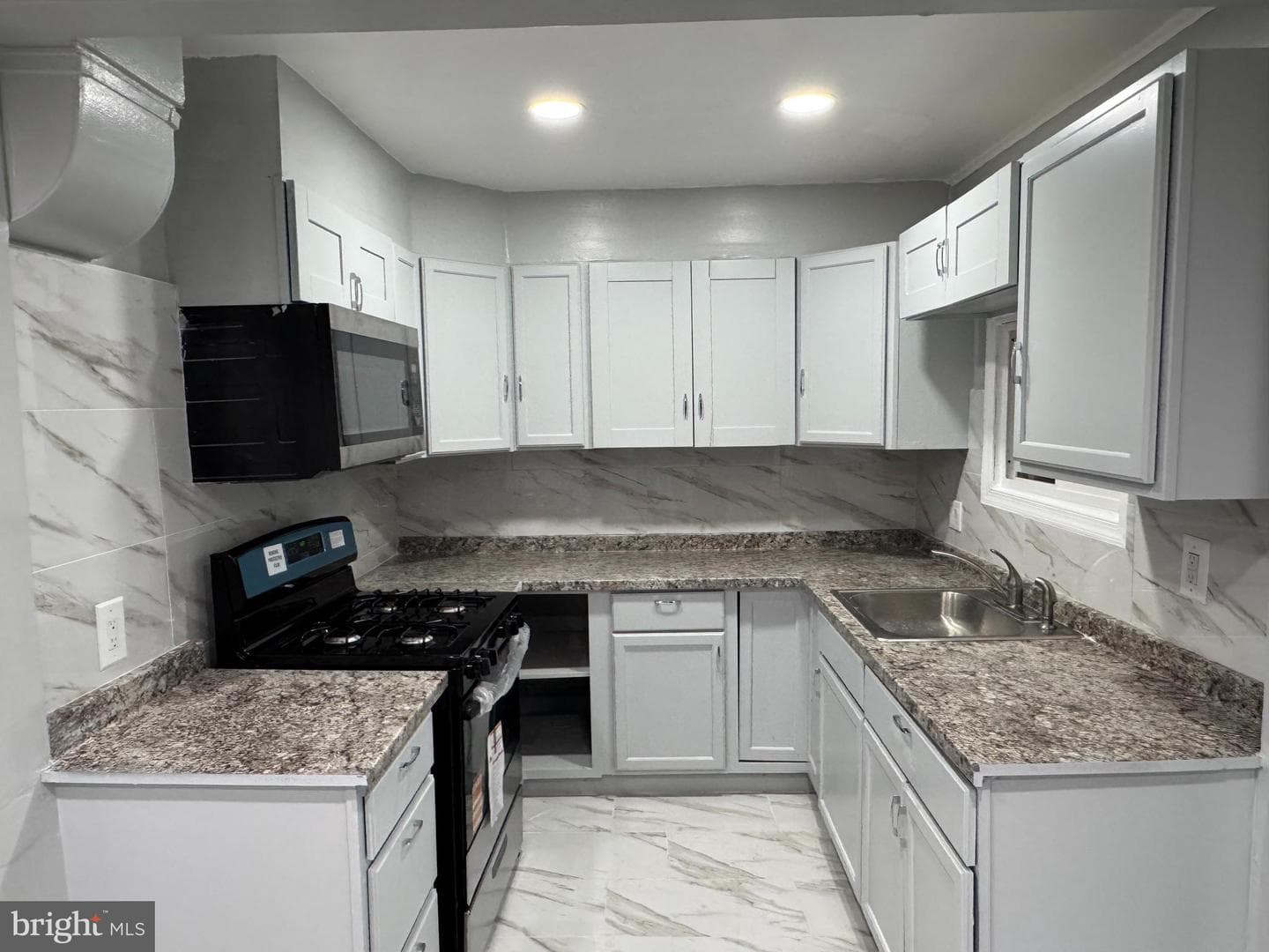 6625 Powhatan Street photo 3