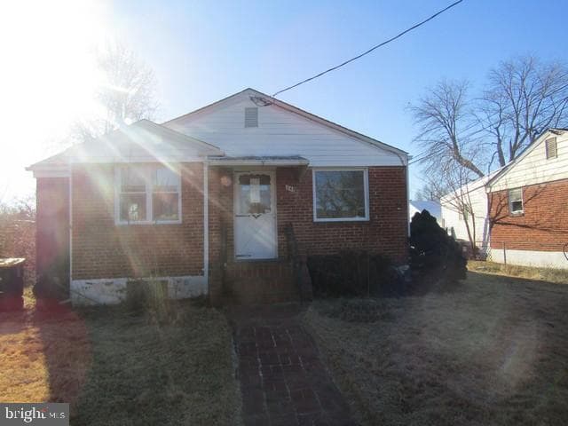 2415 Fordham Place