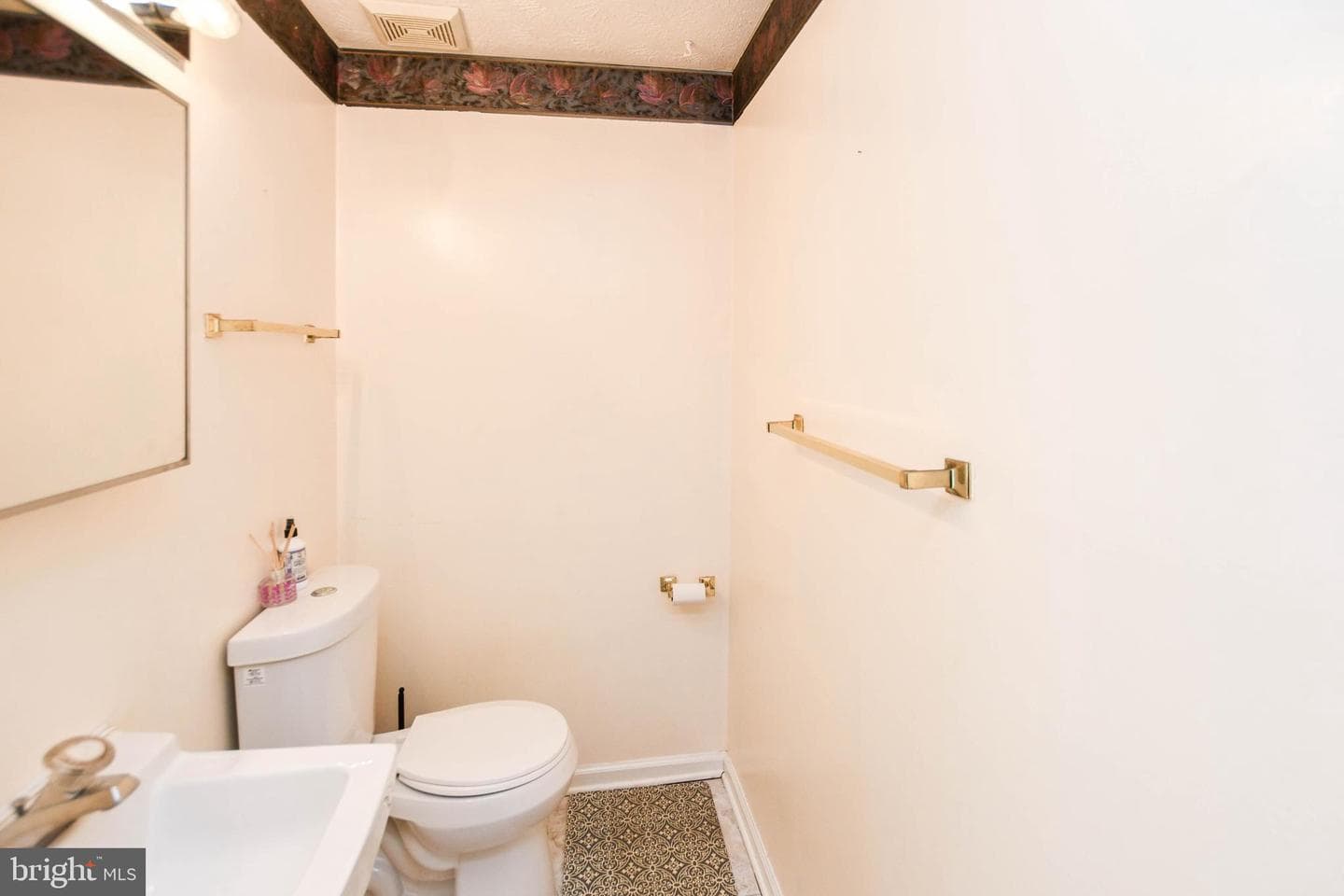 6703 Ammendale Way photo 7