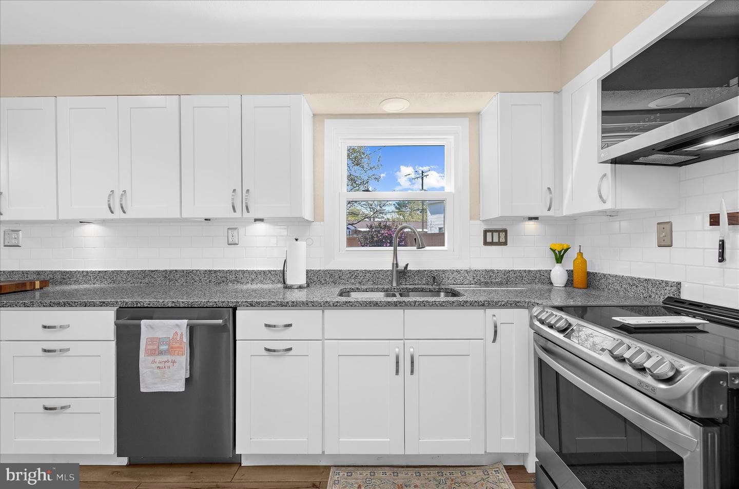 12403 Stafford Lane photo 18