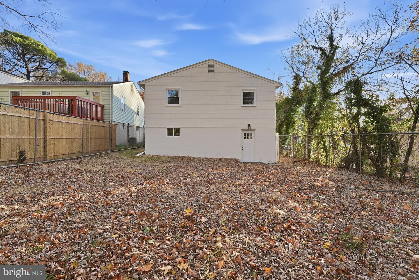 5716 Somerset Road photo 23
