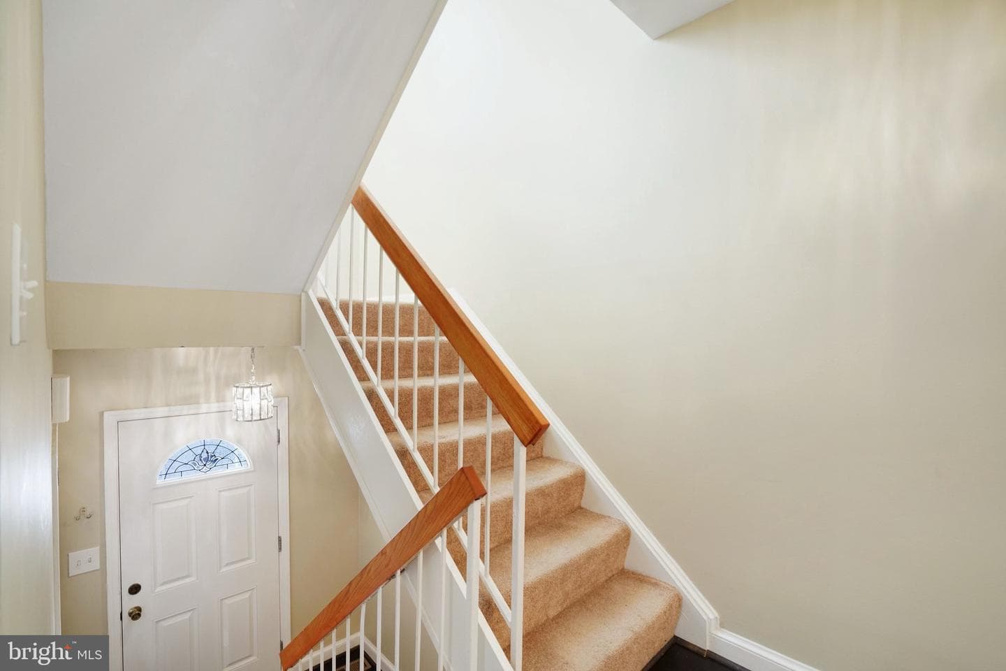 6221 Dimrill Court photo 8