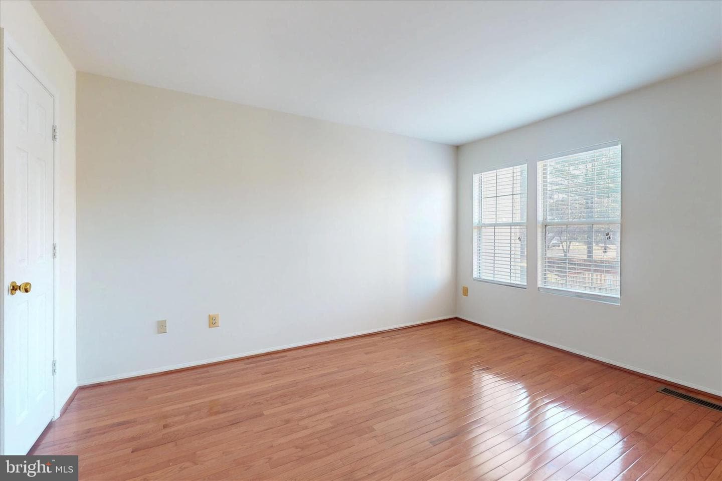 10789 Kitchener Court photo 18