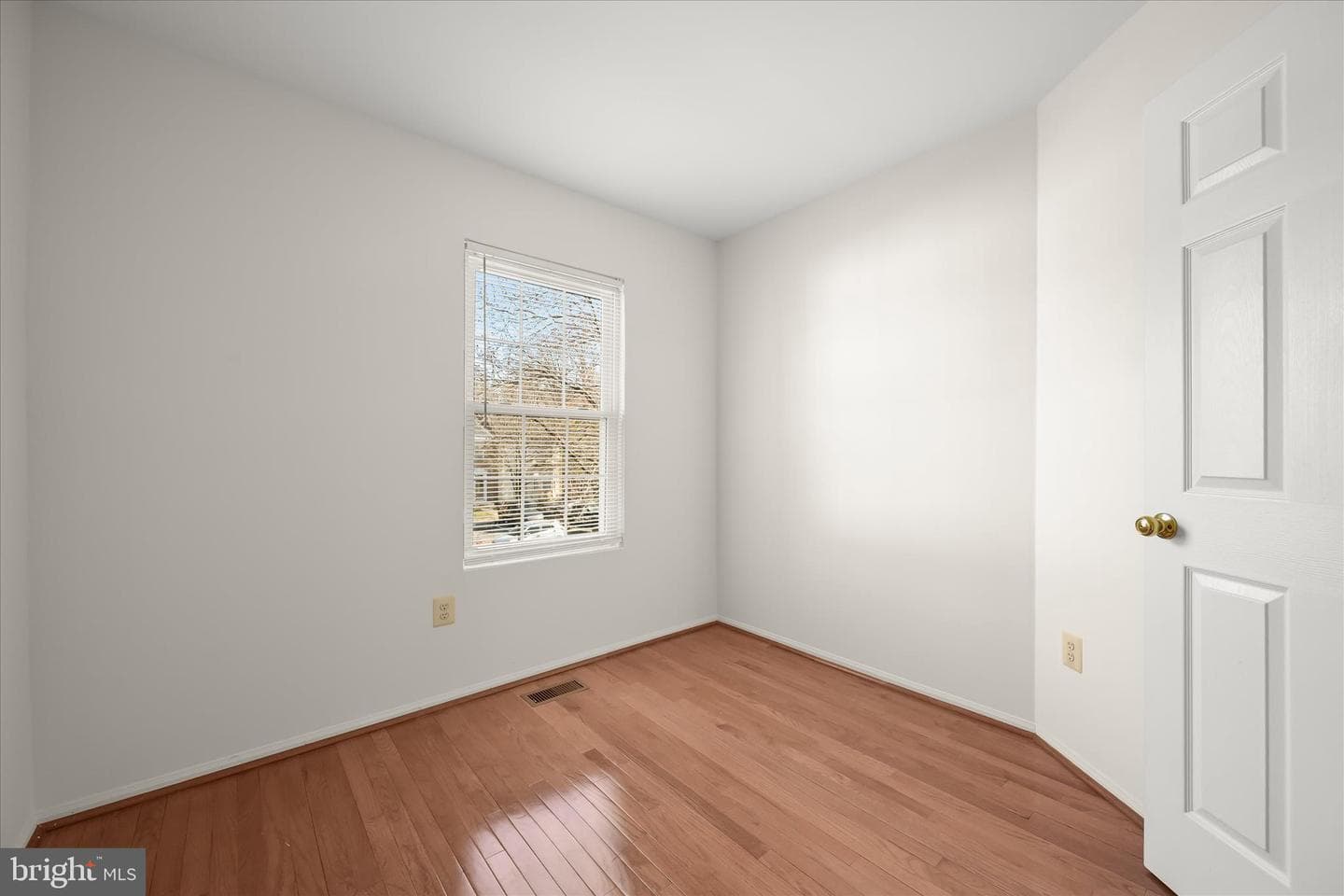 10789 Kitchener Court photo 24