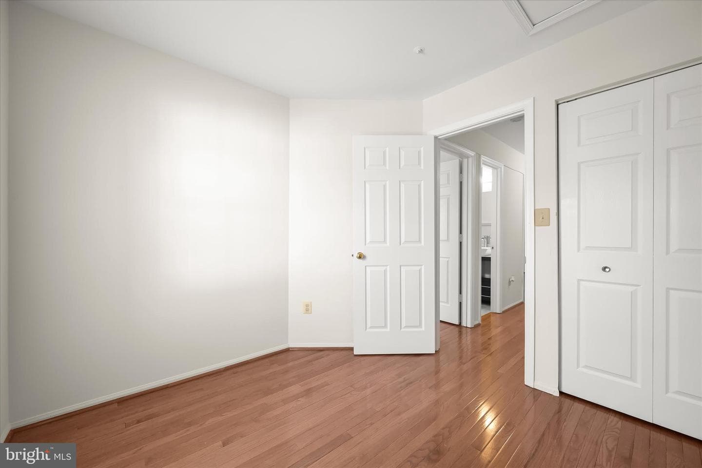 10789 Kitchener Court photo 25
