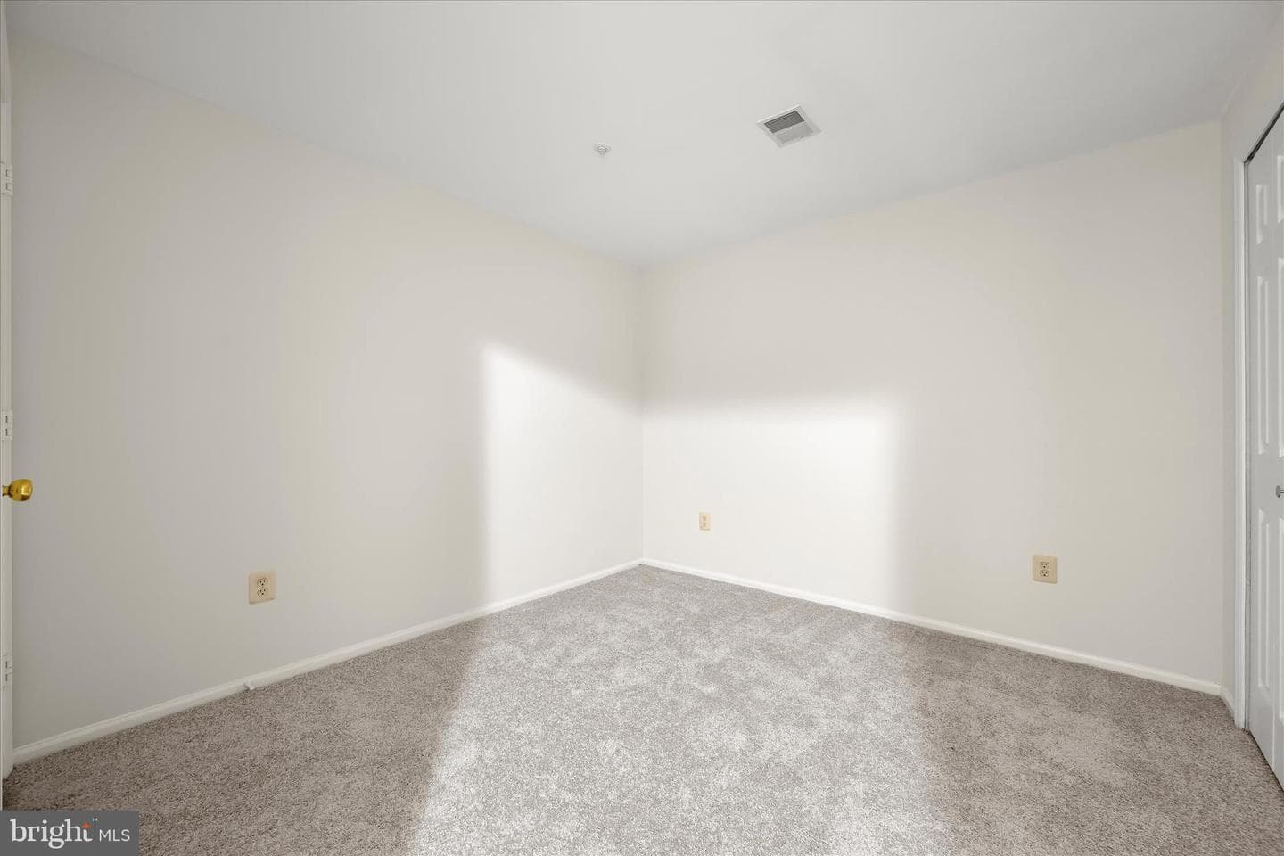 10789 Kitchener Court photo 29