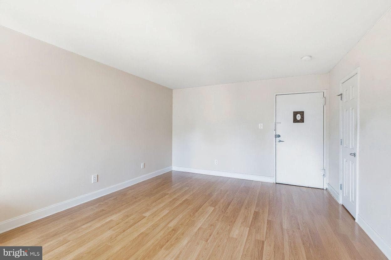 1005 Chillum Road #305 photo 2