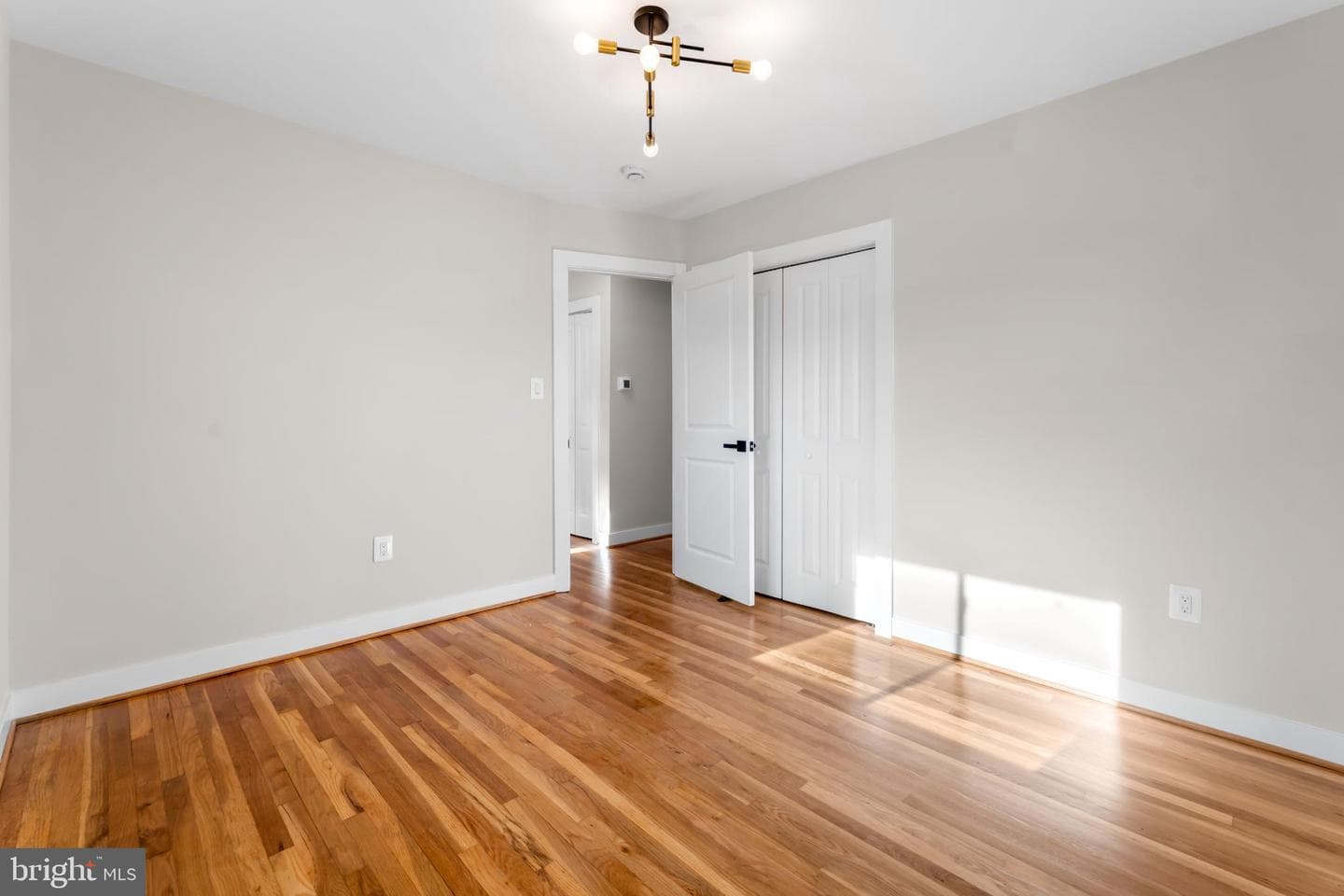 6406 Elmhurst Street photo 15