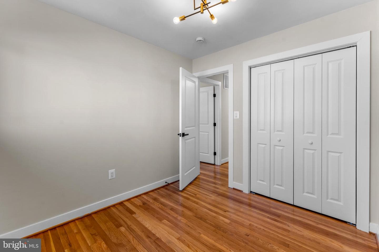 6406 Elmhurst Street photo 20