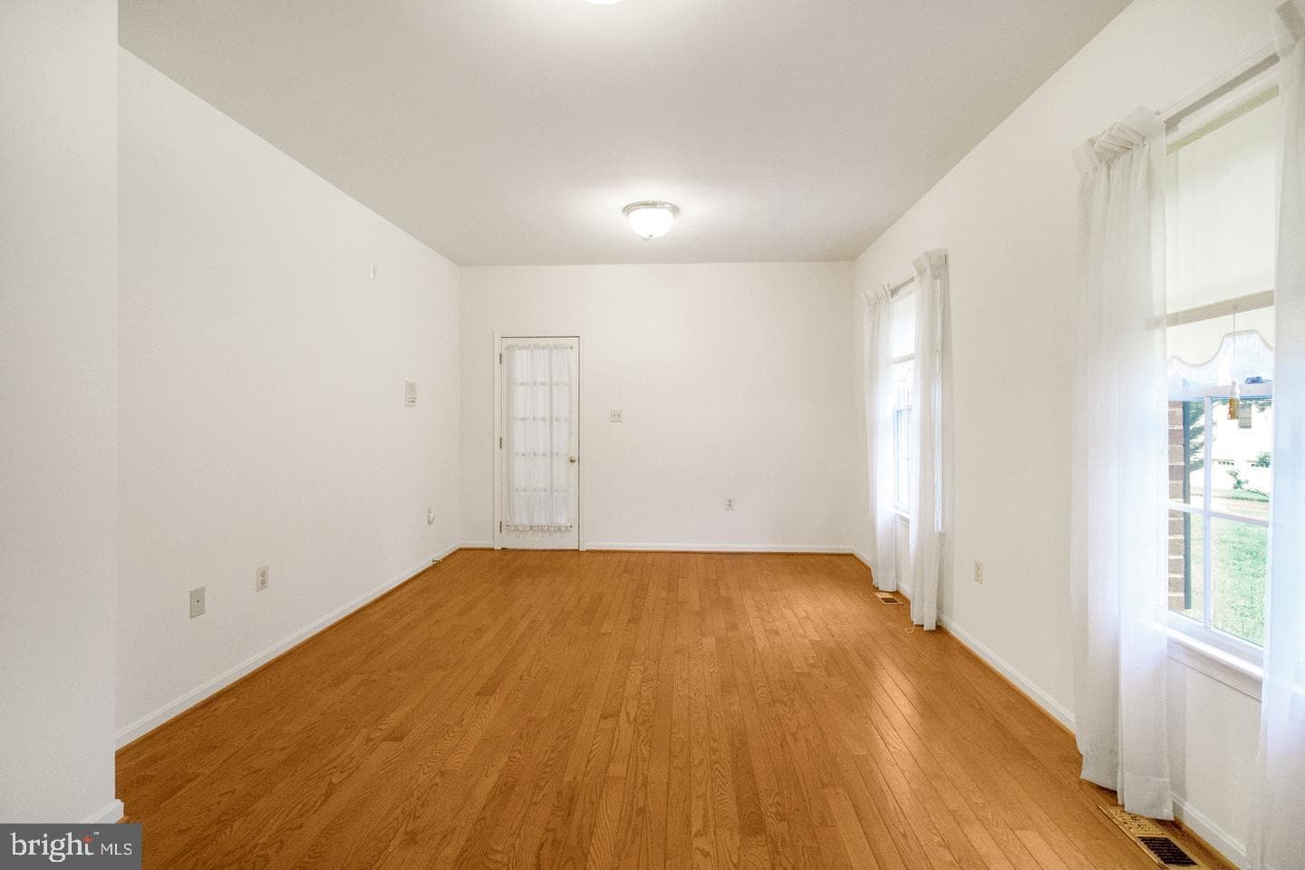 13814 W End Farm Road photo 13