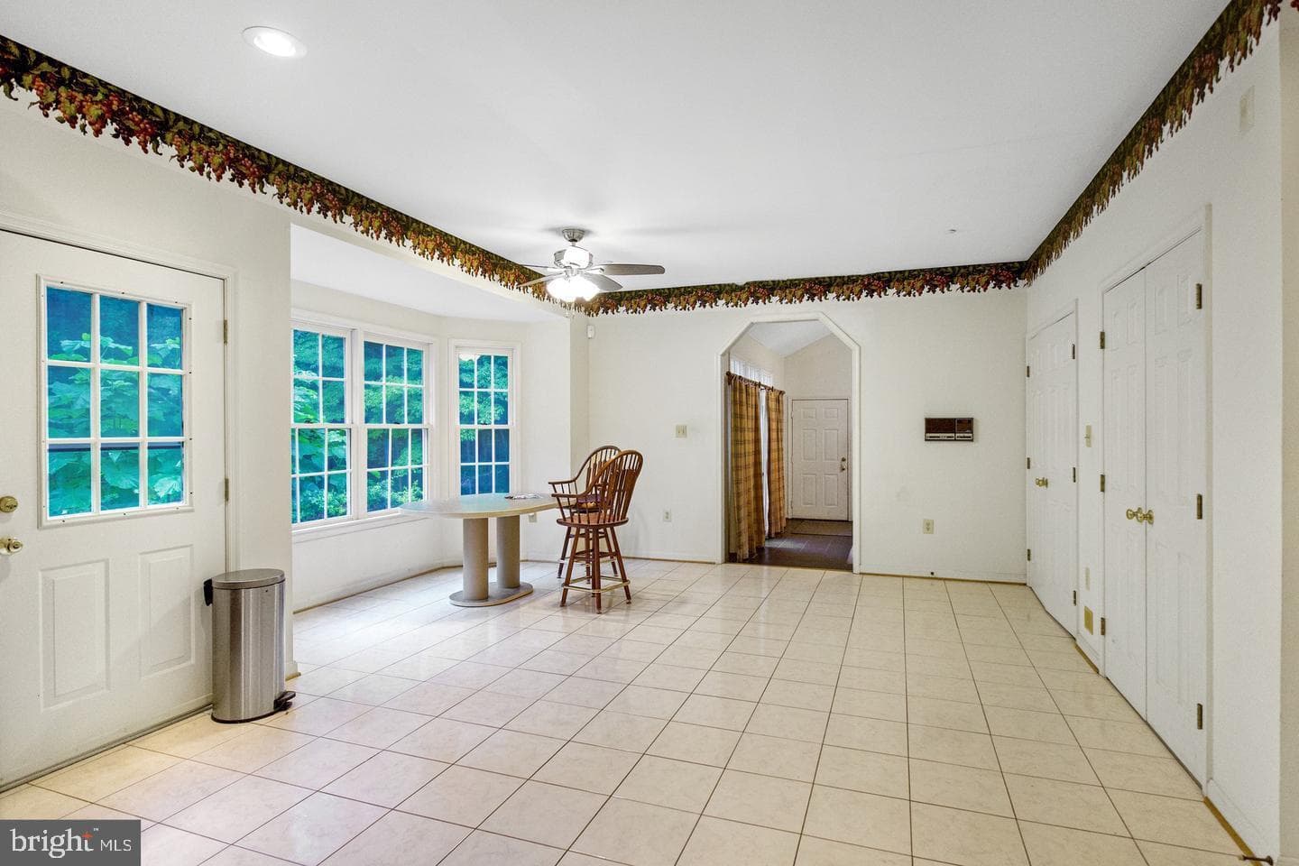 13814 W End Farm Road photo 6