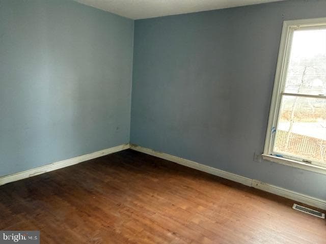 7310 Aquinas Avenue photo 10